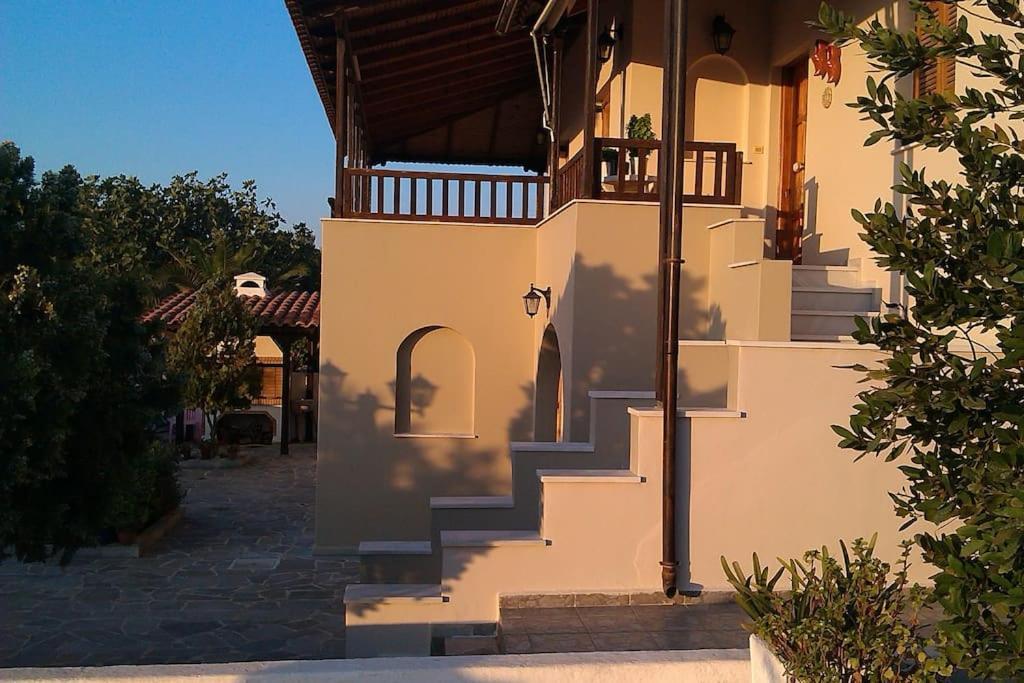 Explore Aegina Island Сувала Екстер'єр фото
